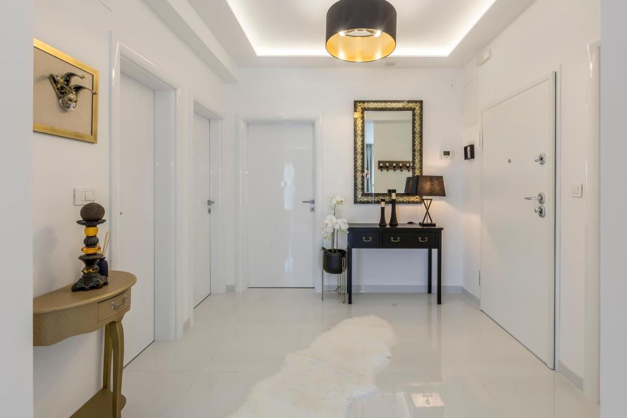 פודסטראנה Villa D&D Excelsior מראה חיצוני תמונה